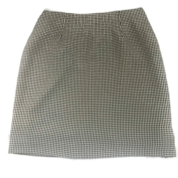 Pencil Skirt Petite Black and White Houndstooth - Picture 6 of 7